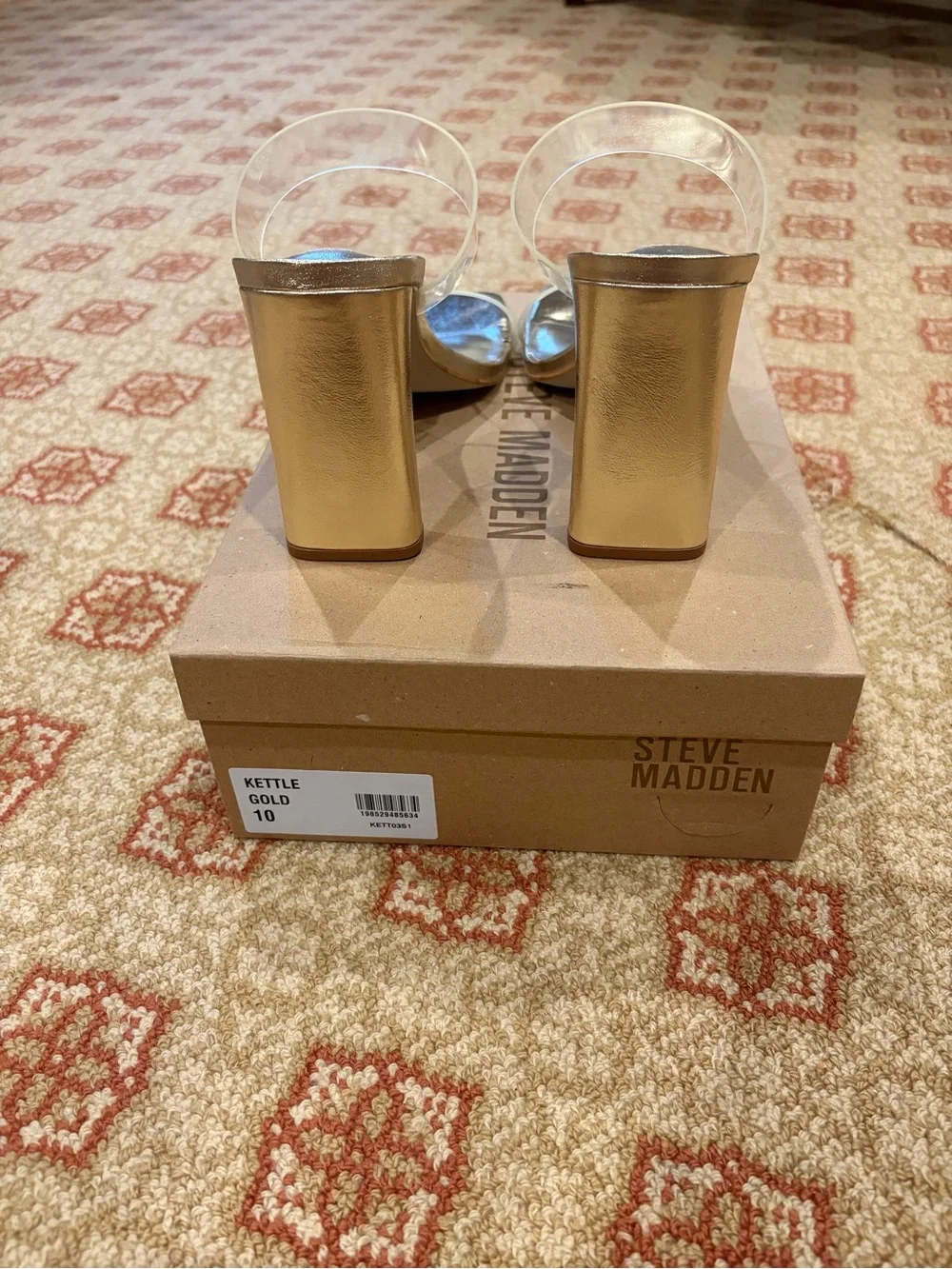 Steve Madden Metallic Gold Kettle Heels